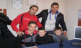 FOTO / Igrači škole fudbala „Fair play“ nižu uspjehe, danas gostovali u studiju Glasa Drine