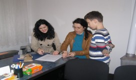 VIDEO / Teočak: Bosnansko-kanadsko humanitarno društvo doniralo novac za učenike i studente