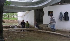 Kobilići: Od mjesnog mekteba pravi se džamija (FOTO)