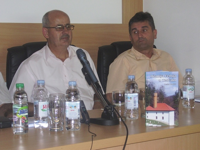Promovisana knjiga „Džamija Fethija u Teočaku“ (FOTO)