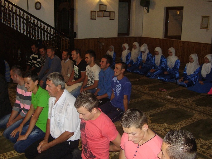 Teočak: Nastavljena druženja islamske omladine (FOTO)