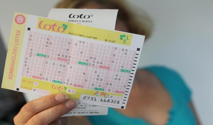 Taksista iz Maribora osvojio sedmicu, pa kolegama kupio po auto!