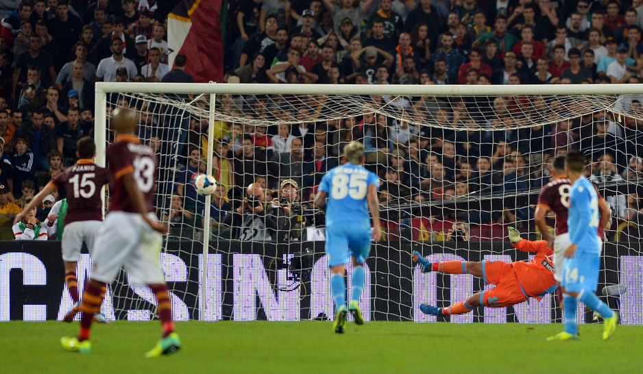 Miralem Pjanić strijelac oba gola u pobjedi Rome protiv Napolija (VIDEO)