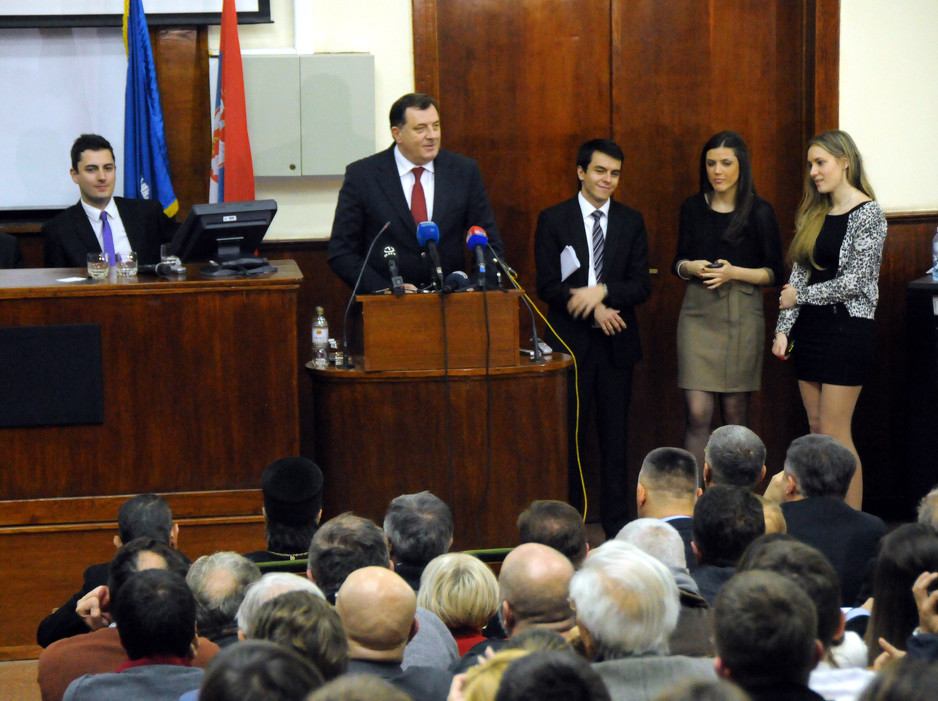 Studenti Prava u Beogradu aplauzom pozdravili Dodikov prijedlog raspada BiH!