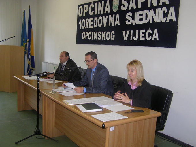 Vijećnici u Sapni donijeli Odluku da se zanatski centar priključi na općinski vodovod (FOTO I AUDIO)