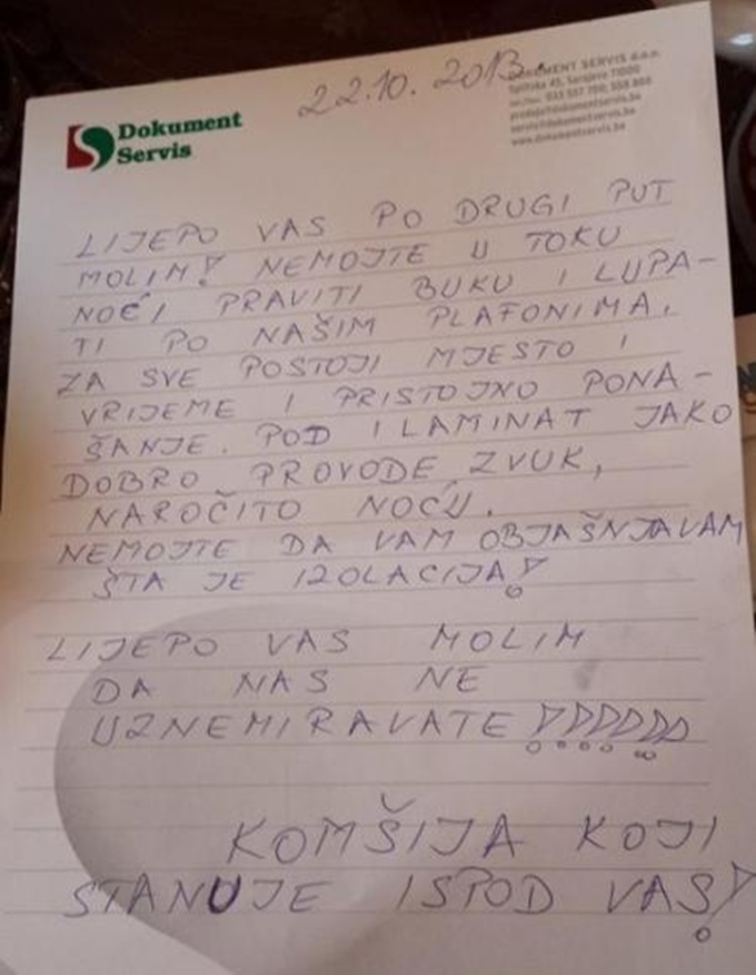 ‘Dragi komšija, javite nam kad vam odgovaraju naše seksualne aktivnosti…’