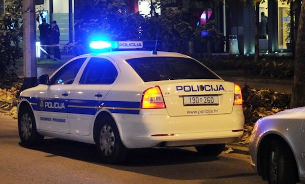 Ubio prijatelja jer je kod njega vidio SMS-ove svoje supruge!