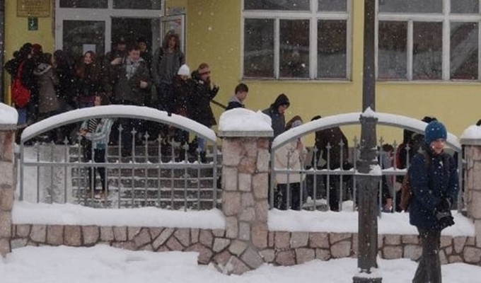 Kalesija: Nastava prekinuta jer nema uglja u školi