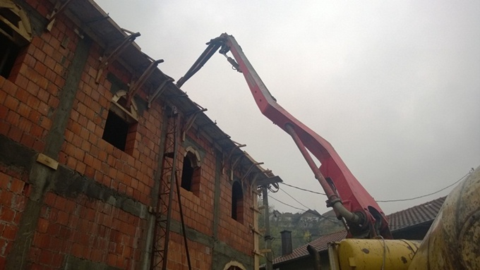 Zvornik: Urađena i druga ploča džamije Zamlaz (FOTO)