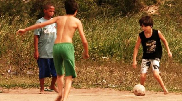 Priča koja će dirnuti vaša srca: Iako rođen bez stopala ovaj 11-godišnjak igra fudbal!