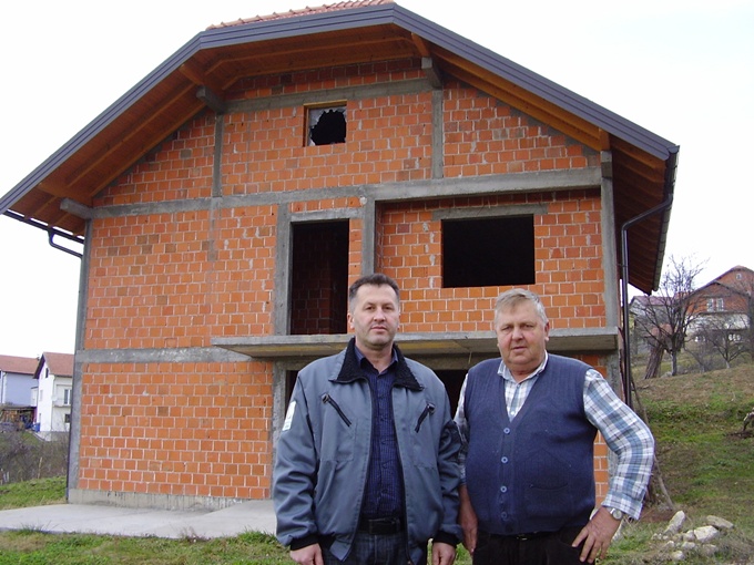 Životna priča sniježničkog imama: Mevludin Hrnjić 80 dana je srljao po šumama idući od Srebrenice ka Kalesiji