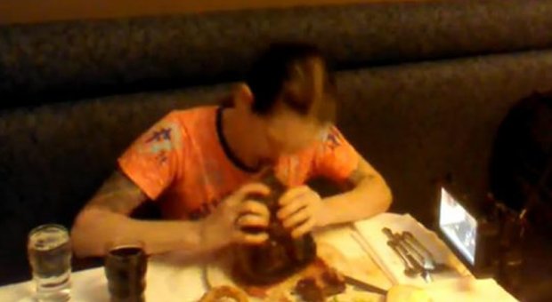 Tako je sitna, al’ što može pojesti! (VIDEO)