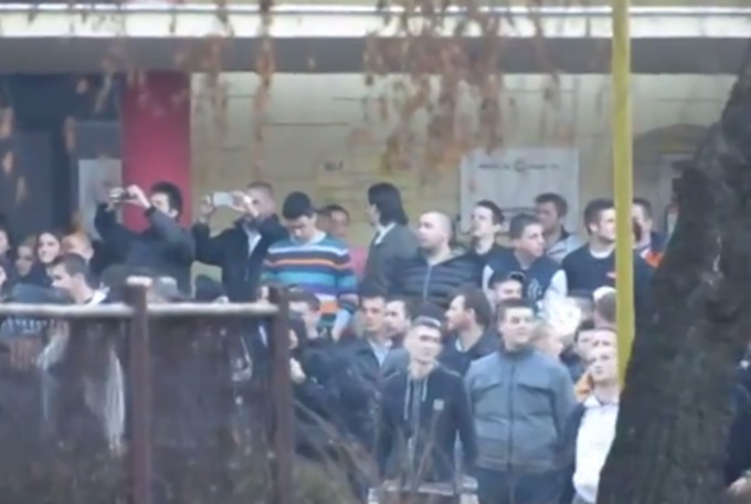 Pogledajte demoliranje zgrade Općine Tuzla (VIDEO)