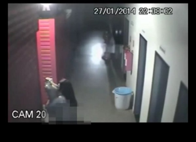 Najbizarnija krađa ikad: Opljačkao prodavnicu, pa silovao plastičnu lutku!? (VIDEO)