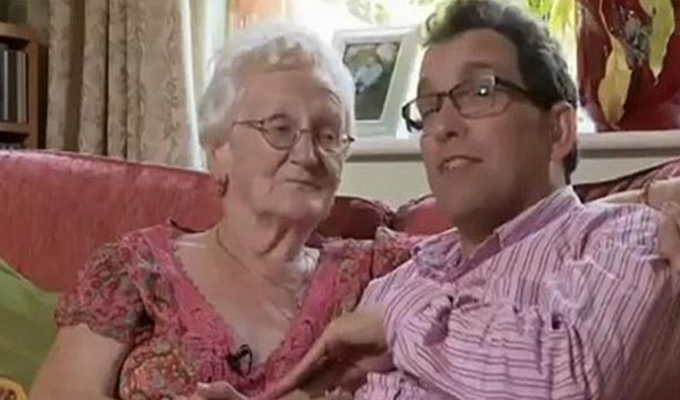 Ona ima 78, a on 39: U krevetu se ponašamo kao zečevi (VIDEO)