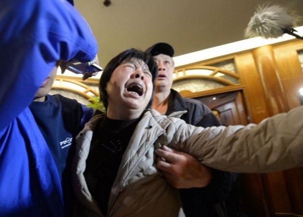 Status malezijskog ministarstva šokirao porodice nestalih osoba u avionu