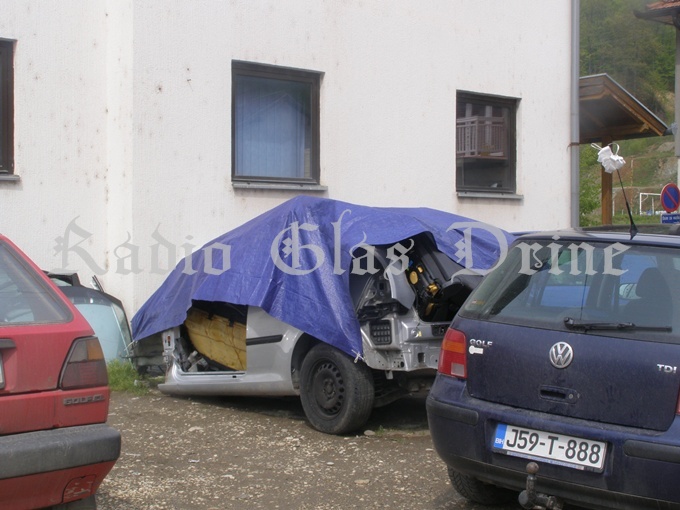 Automobil „Golf 5“ koji je ukraden u Sarajevu pronađen na području općine Sapna (FOTO)