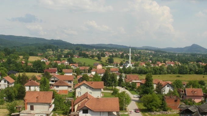 Kalesija: Kiša aktivirala klizište u Hemlijašima