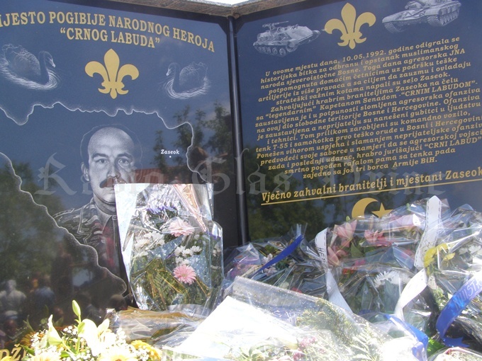 Zaseok / Dan kada nas napustio „Crni labud“: Sjećanje na heroja živjet će vječno (FOTO)