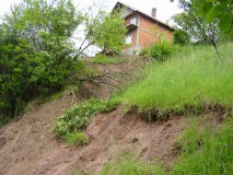 Klizišta u Teočaku ne predstavljaju opasnost za nastavak nastave u školama