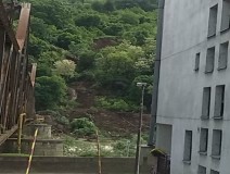 Klizište ponovo ugrožava Stari most za pješake u Zvorniku (FOTO)
