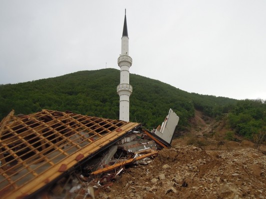 Cerska: Mjesto srušene džamije postat će dovište (FOTO)