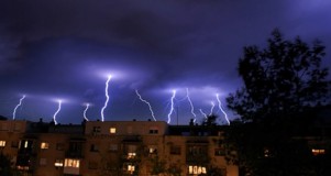 Budite oprezni : Veliko nevrijeme stiže u cijelu BiH