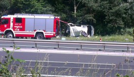 Stravična nesreća u Sloveniji: Poginula dva policajca, jedan u kritičnom stanju