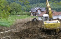 Sapna: Iz naselja Skenderuša se odvozi zemlja (FOTO)