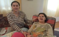 Kalesija: Bolesnu Nejlu mogla bi spasiti sestra koja će se uskoro roditi